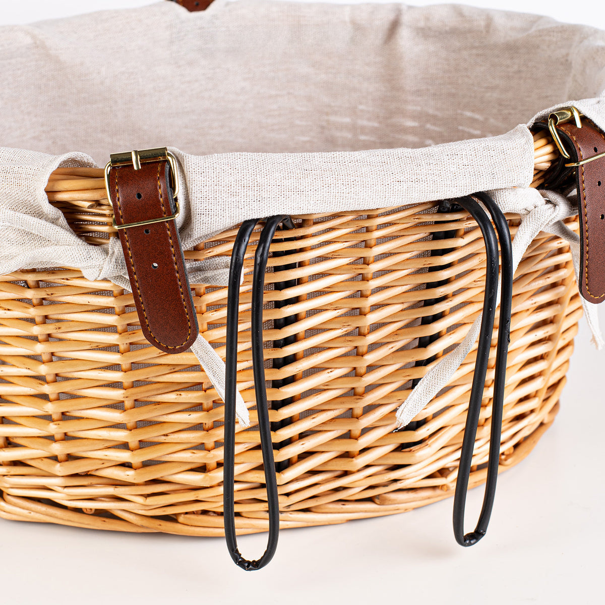 Koszyk Wiklinowy na Kierownicę z Metalową Osłoną